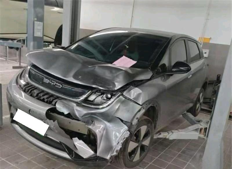 南京市23年比亚迪海豚事故车