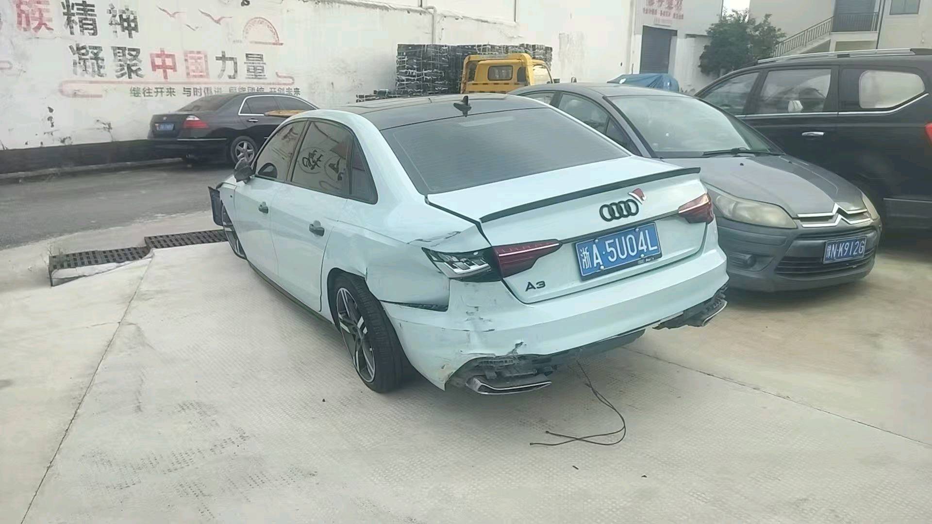 杭州市23年奥迪A4L3