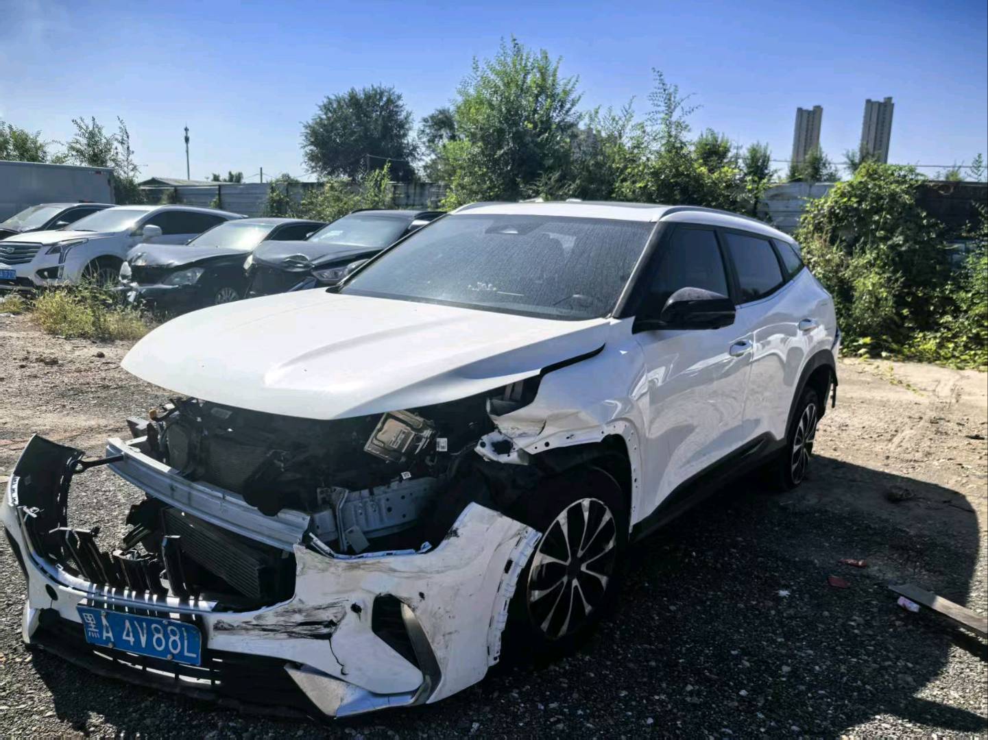 沈阳市25年吉利博越事故车