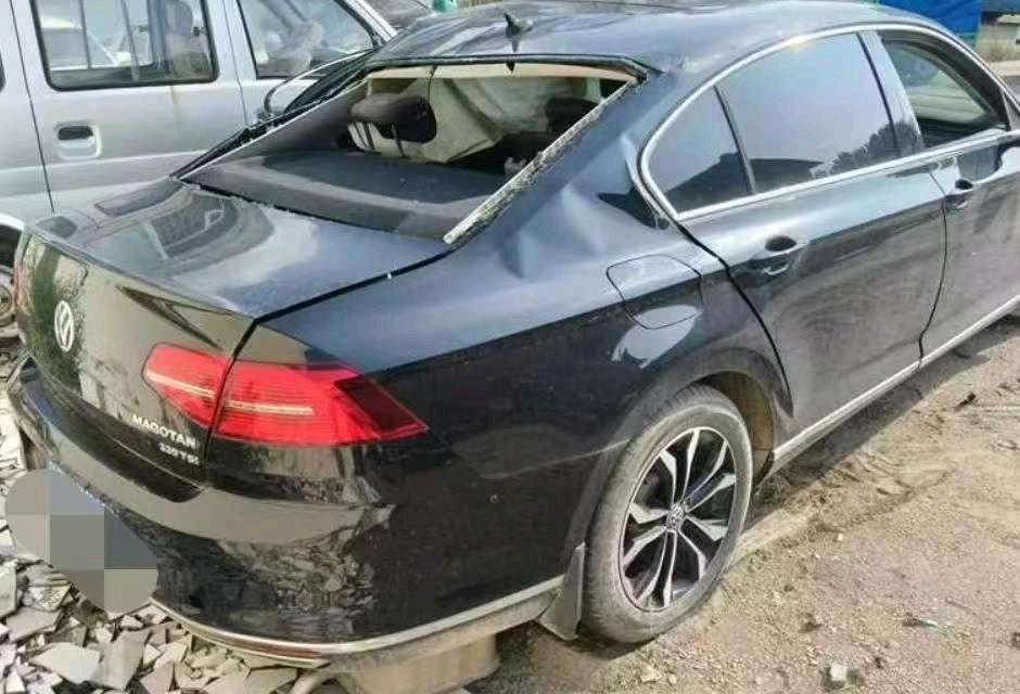 辽宁19年大众迈腾2