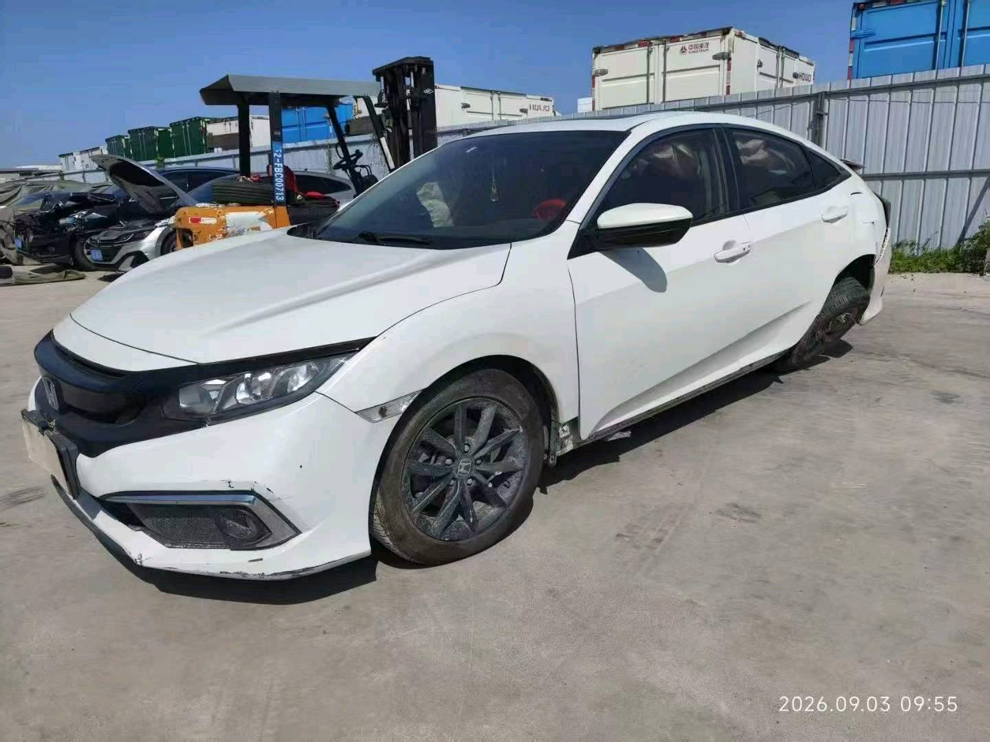 青岛市21年本田思域事故车