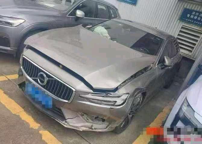 广州市21年沃尔沃S60L事故车