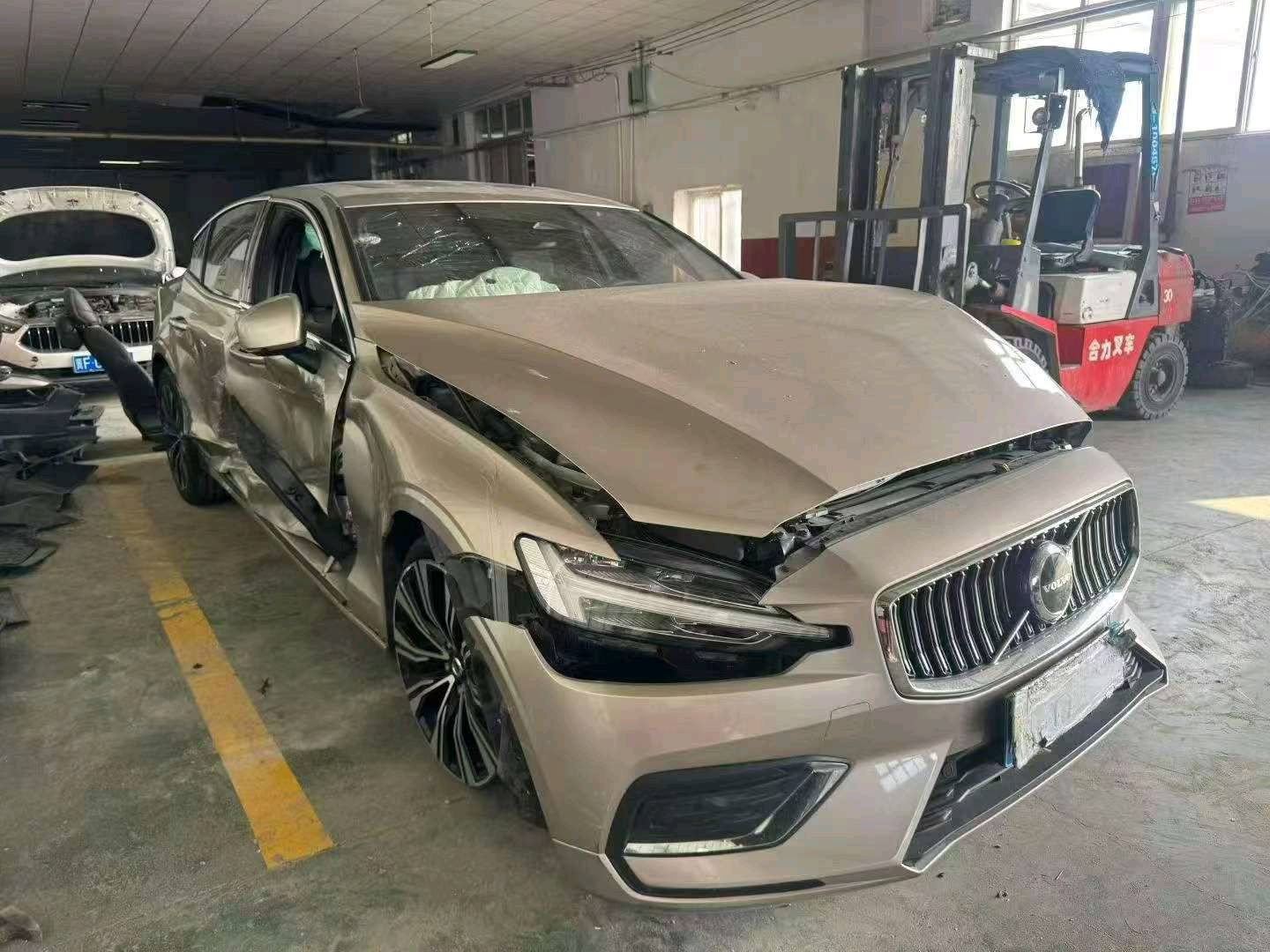 “北京23年沃尔沃S60L”