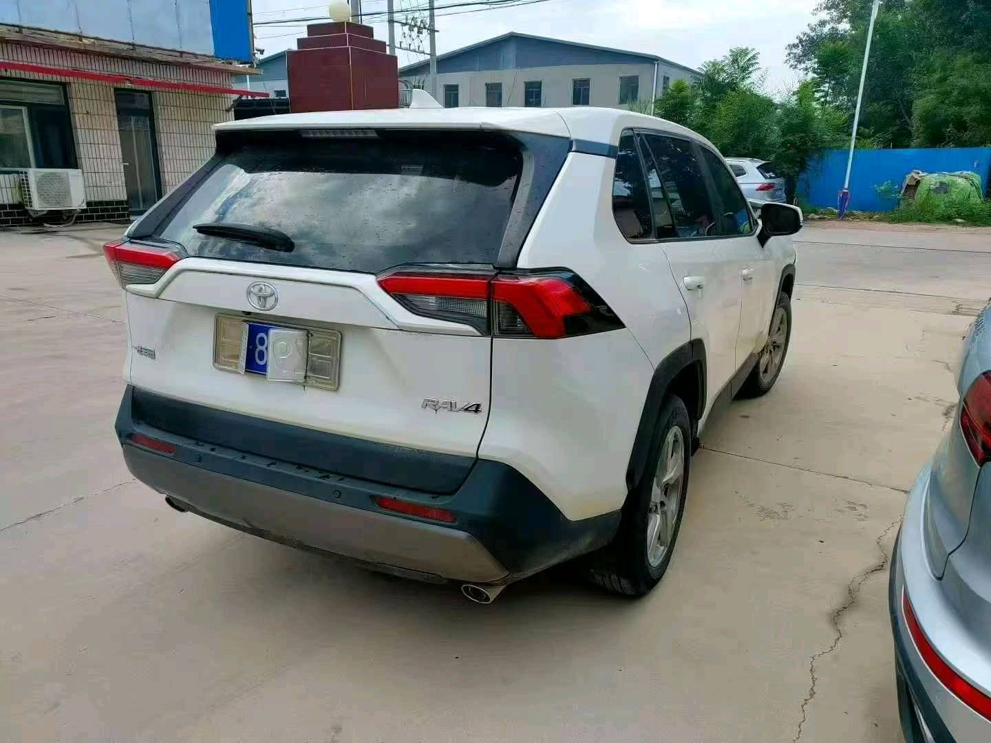 沧州市22年丰田RAV4荣放4