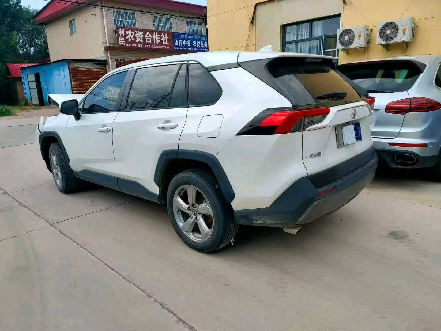 沧州市22年丰田RAV4荣放3