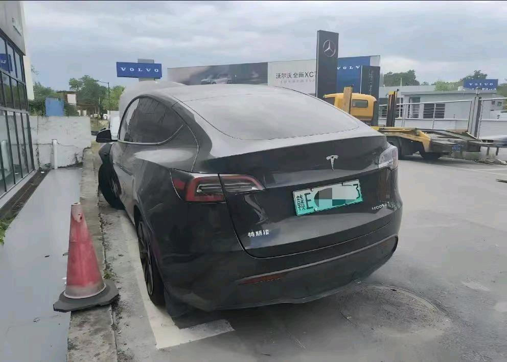 上饶市24年特斯拉MODEL Y4