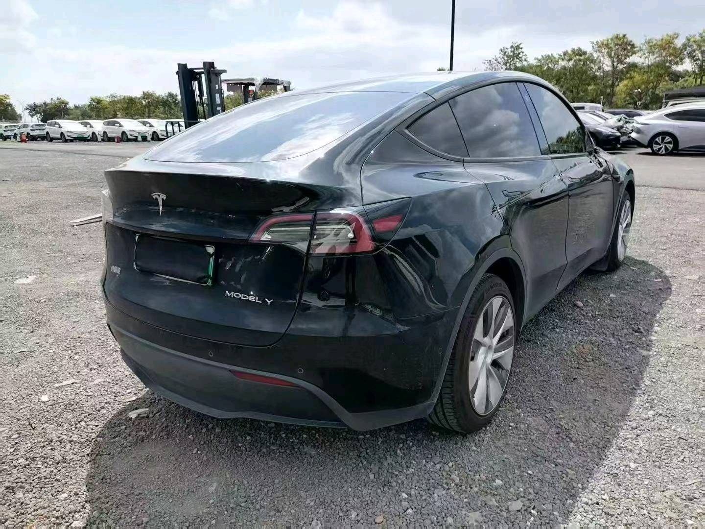 上海22年特斯拉MODEL Y5