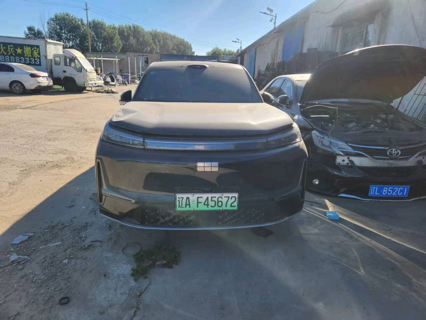 沈阳市25年吉利银河M9事故车