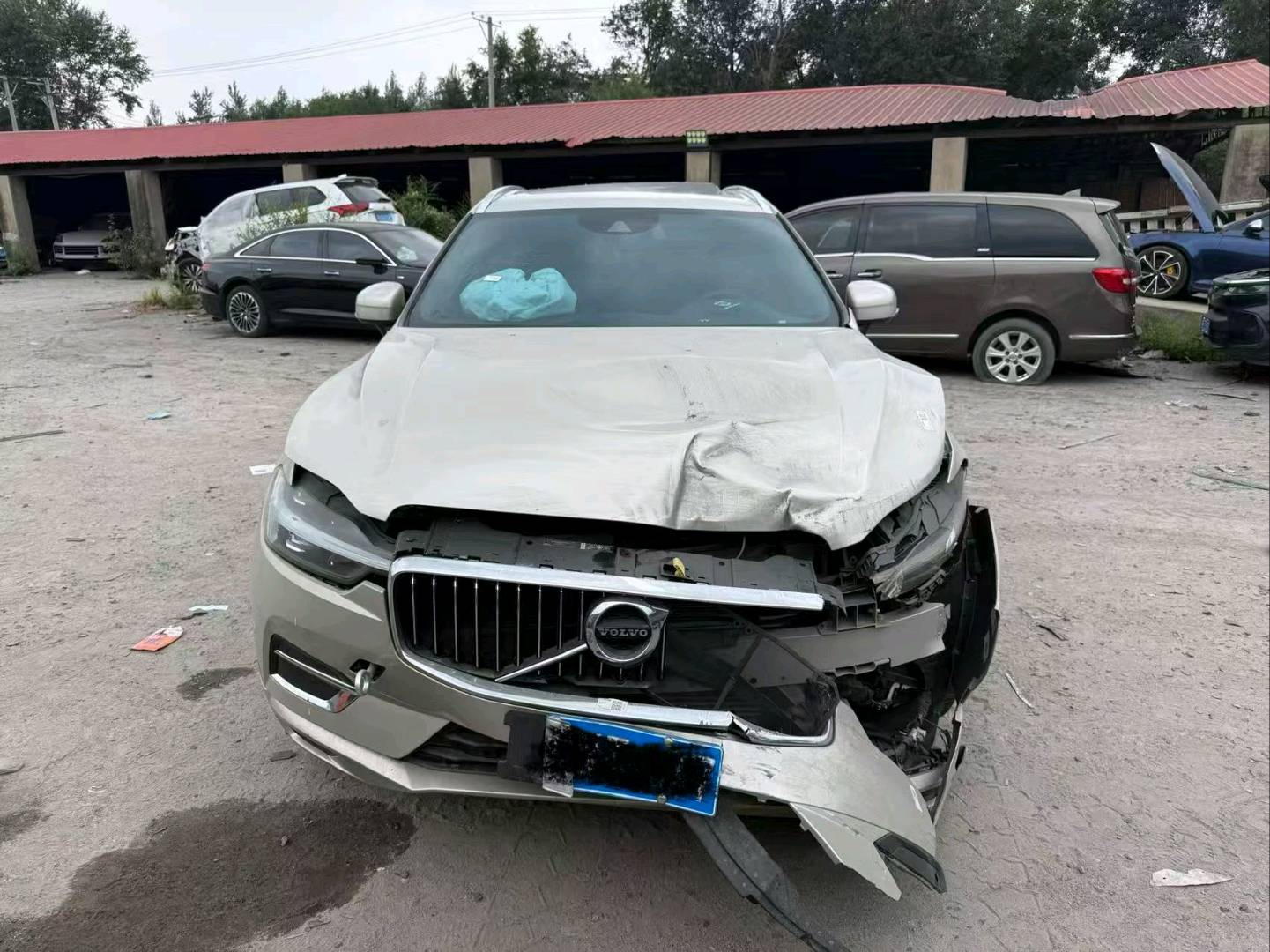 “哈尔滨市20年沃尔沃XC60”