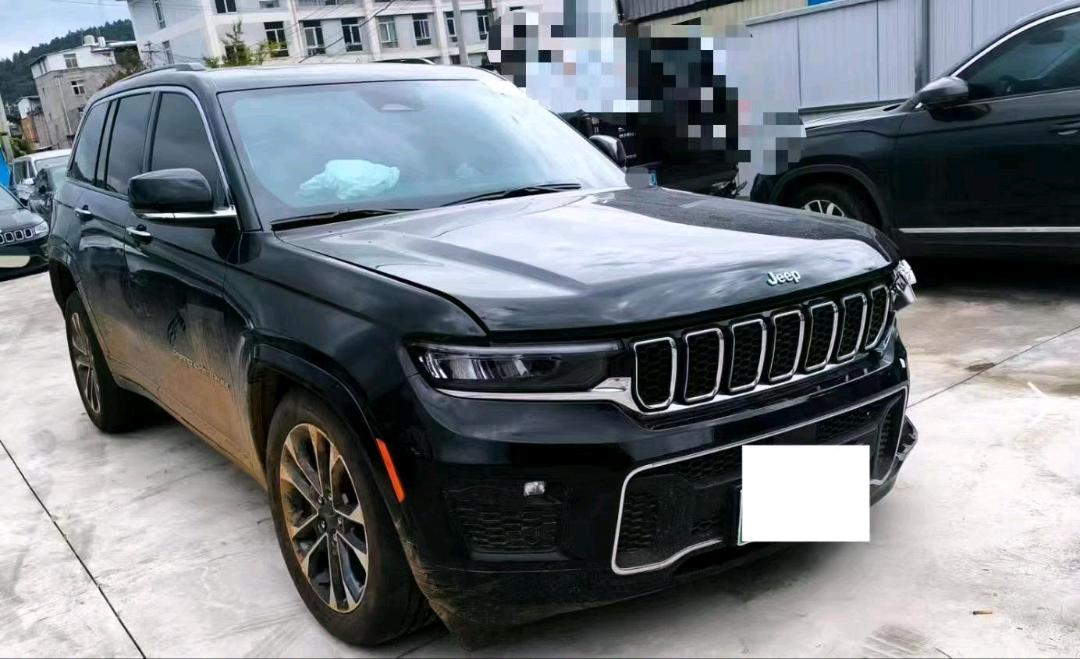 昆明市26年Jeep大切诺基3