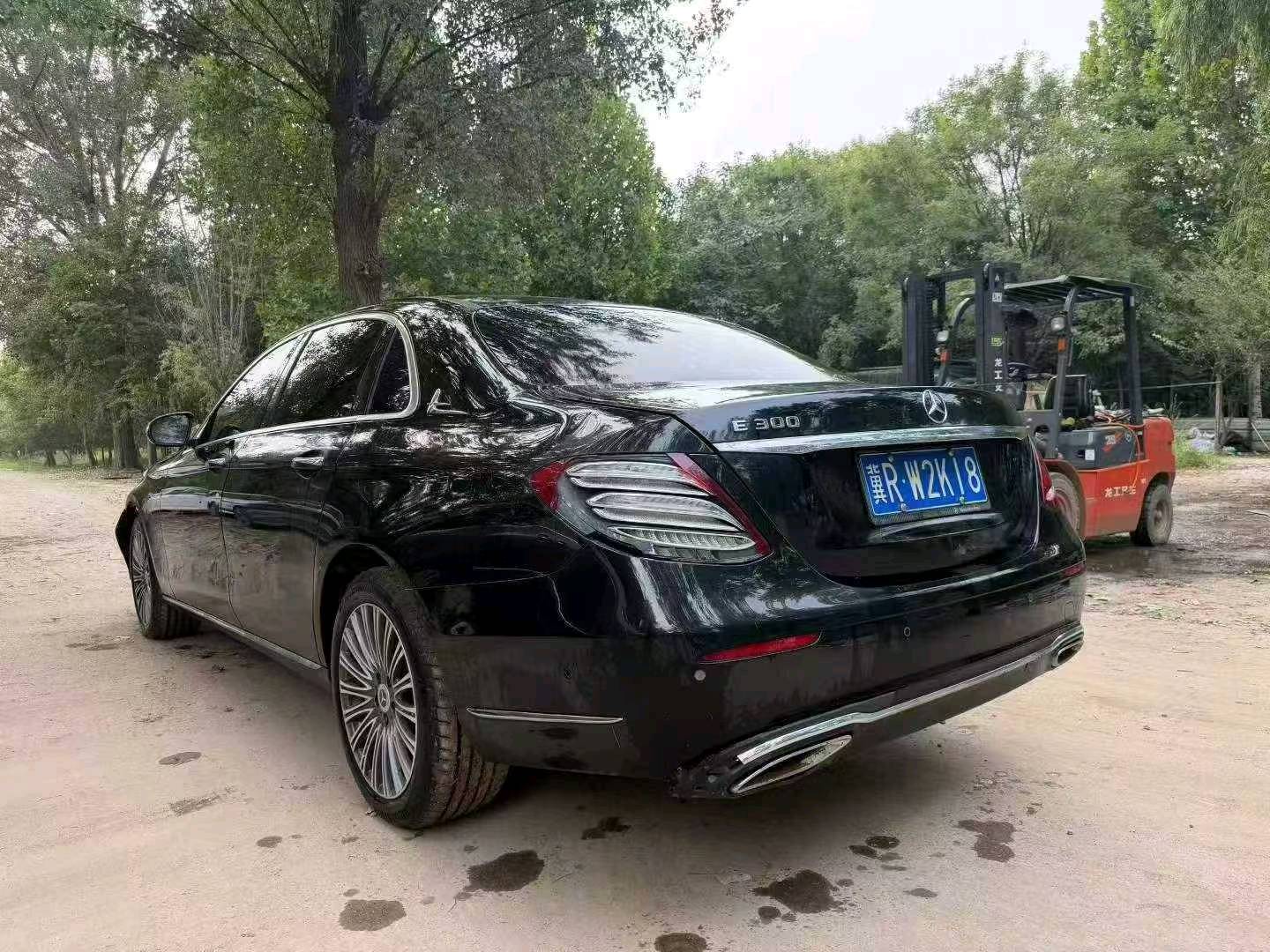 北京19年奔驰E5