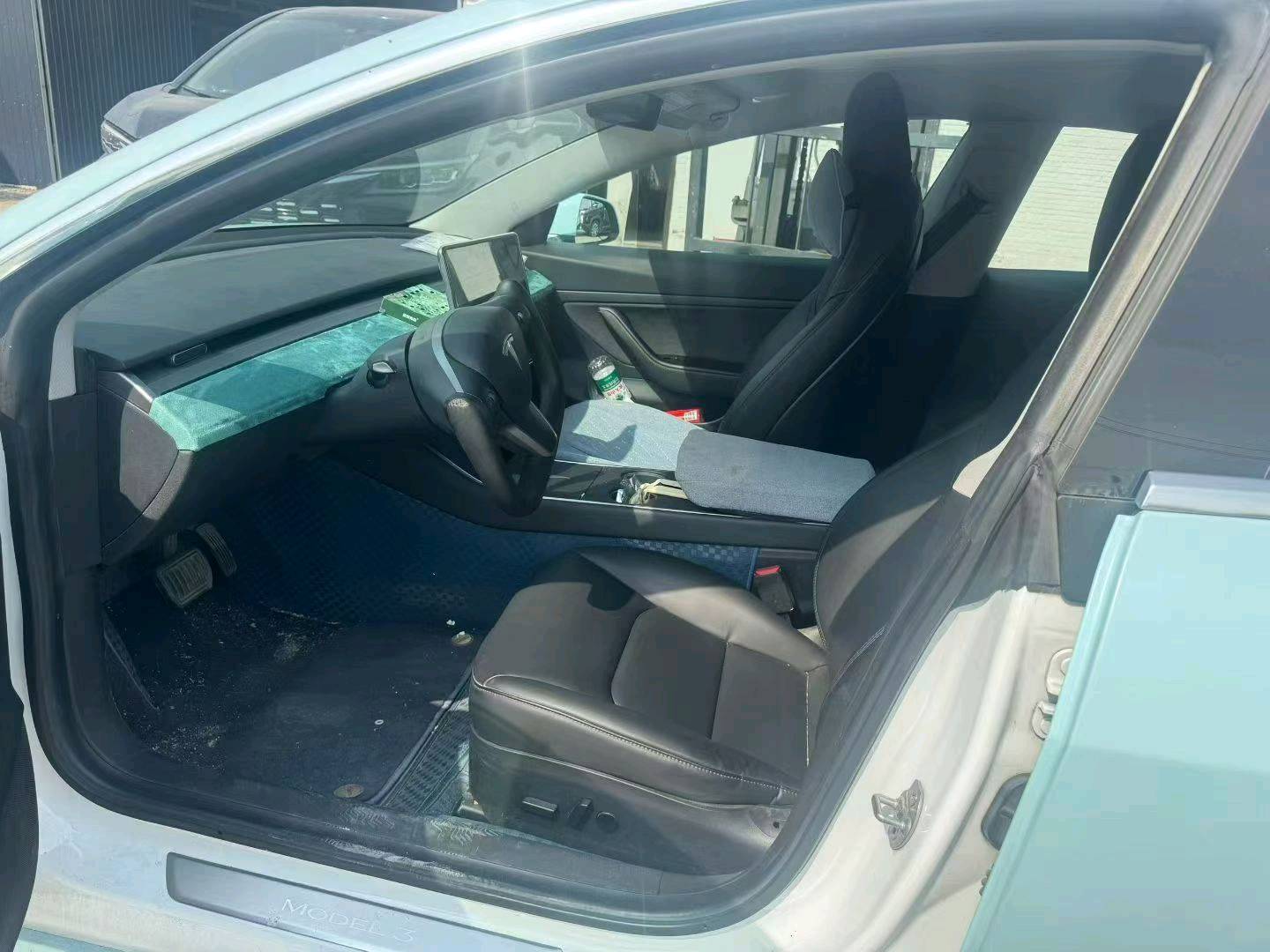 20年特斯拉MODEL 36