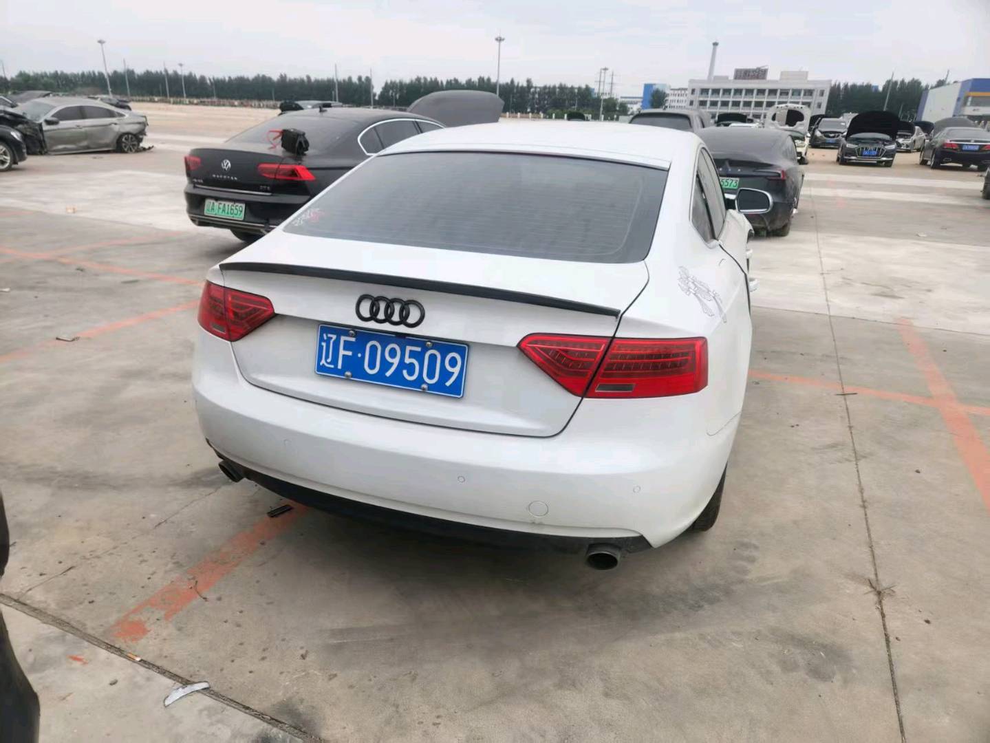 沈阳市13年奥迪A57