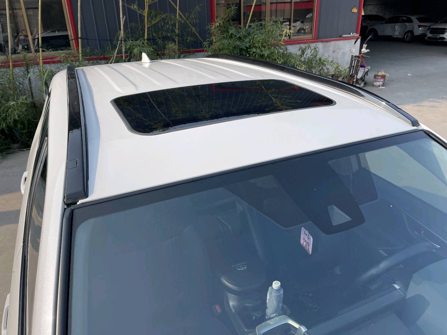 聊城市20年丰田RAV4荣放9