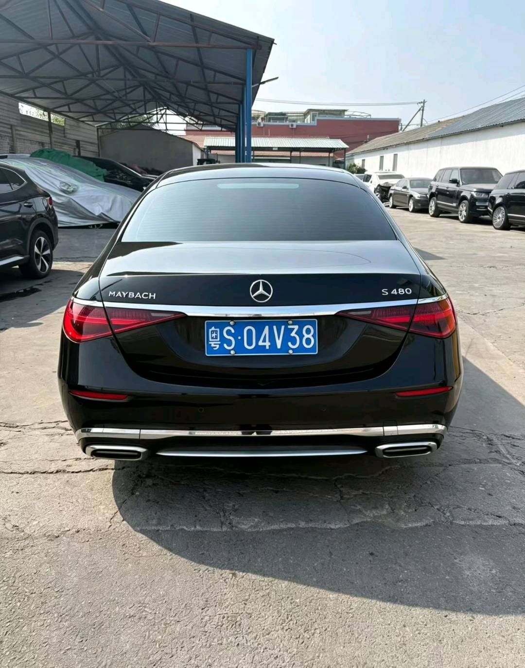 北京22年奔驰迈巴赫S级4