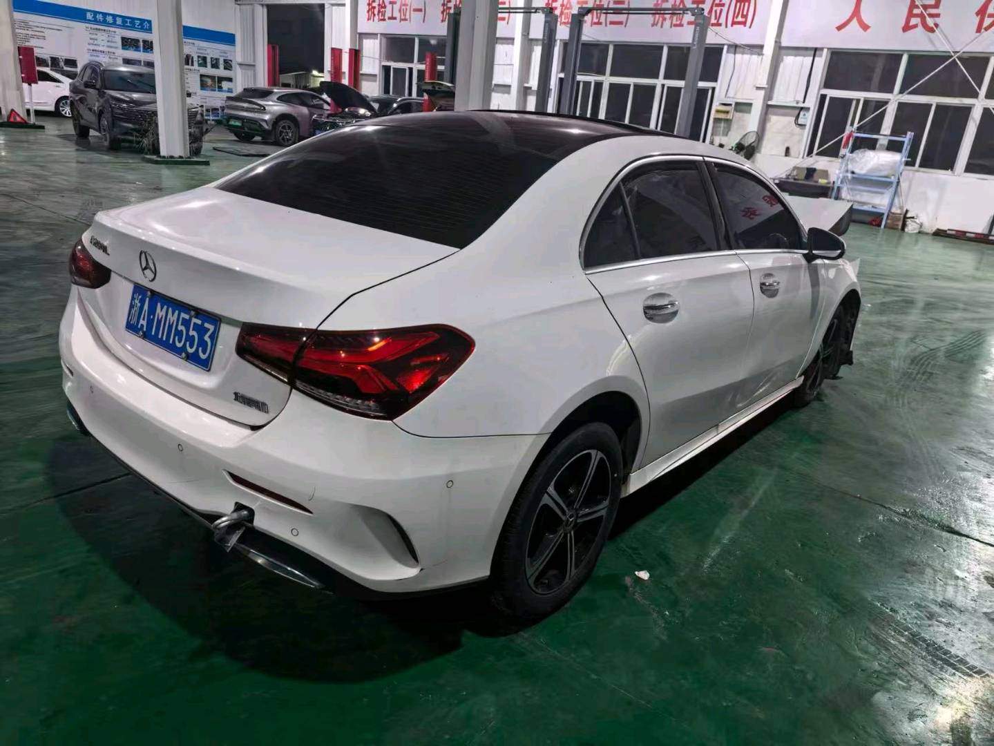 浙江22年奔驰A3