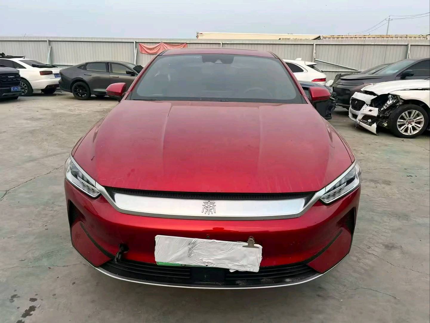 北京21年比亚迪秦事故车