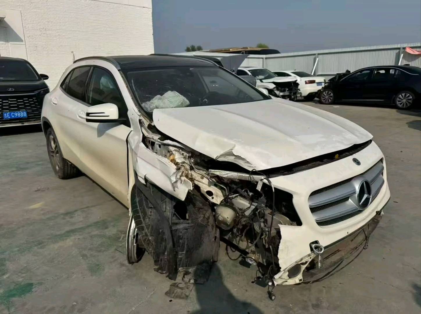 北京17年奔驰GLA13