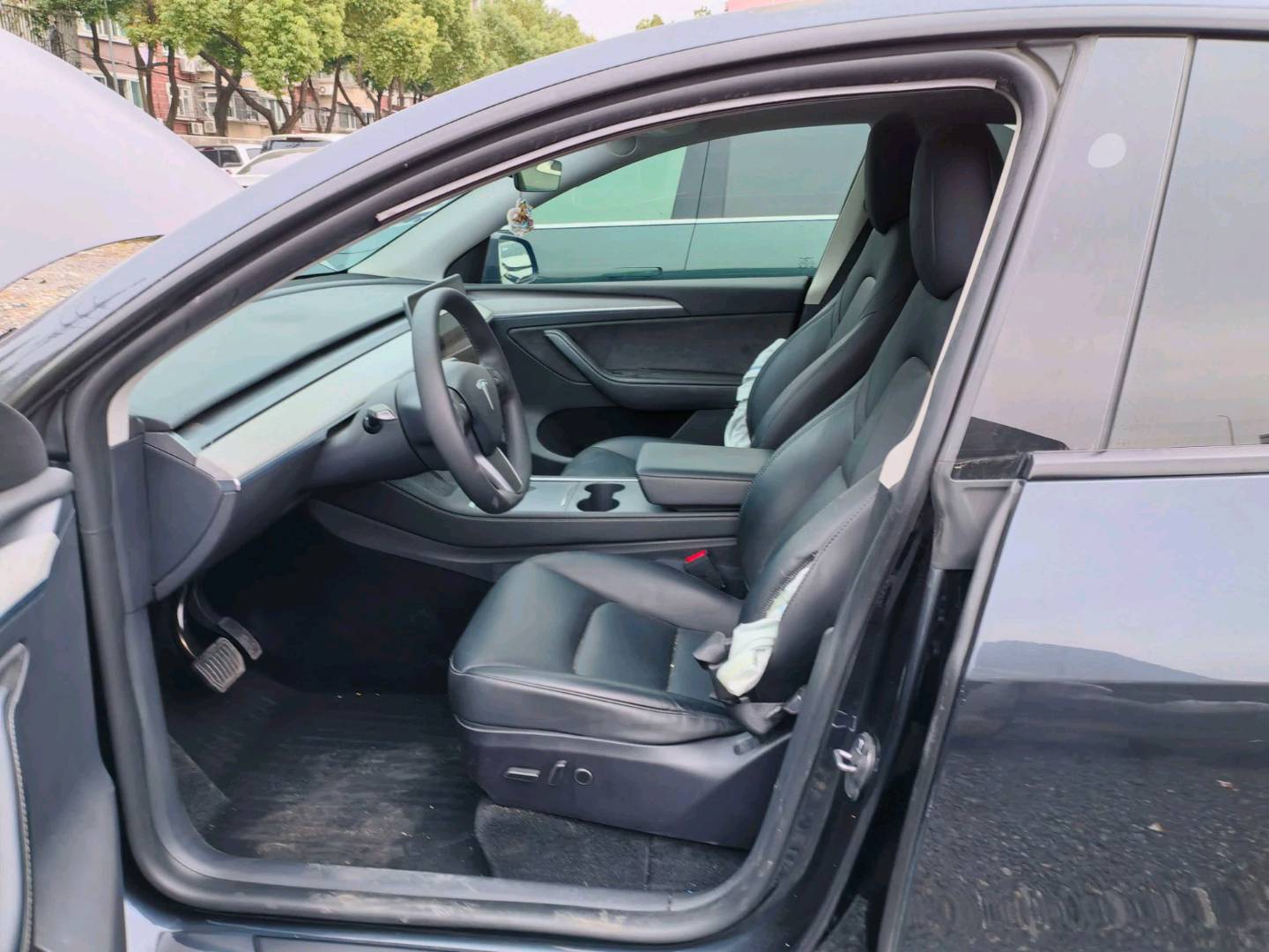 杭州市24年特斯拉MODEL Y9