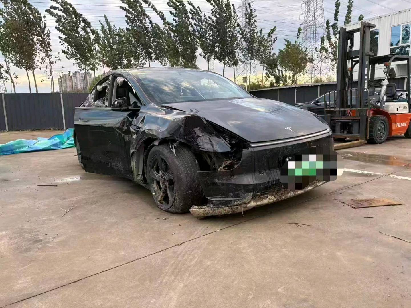 郑州市25年特斯拉MODEL Y