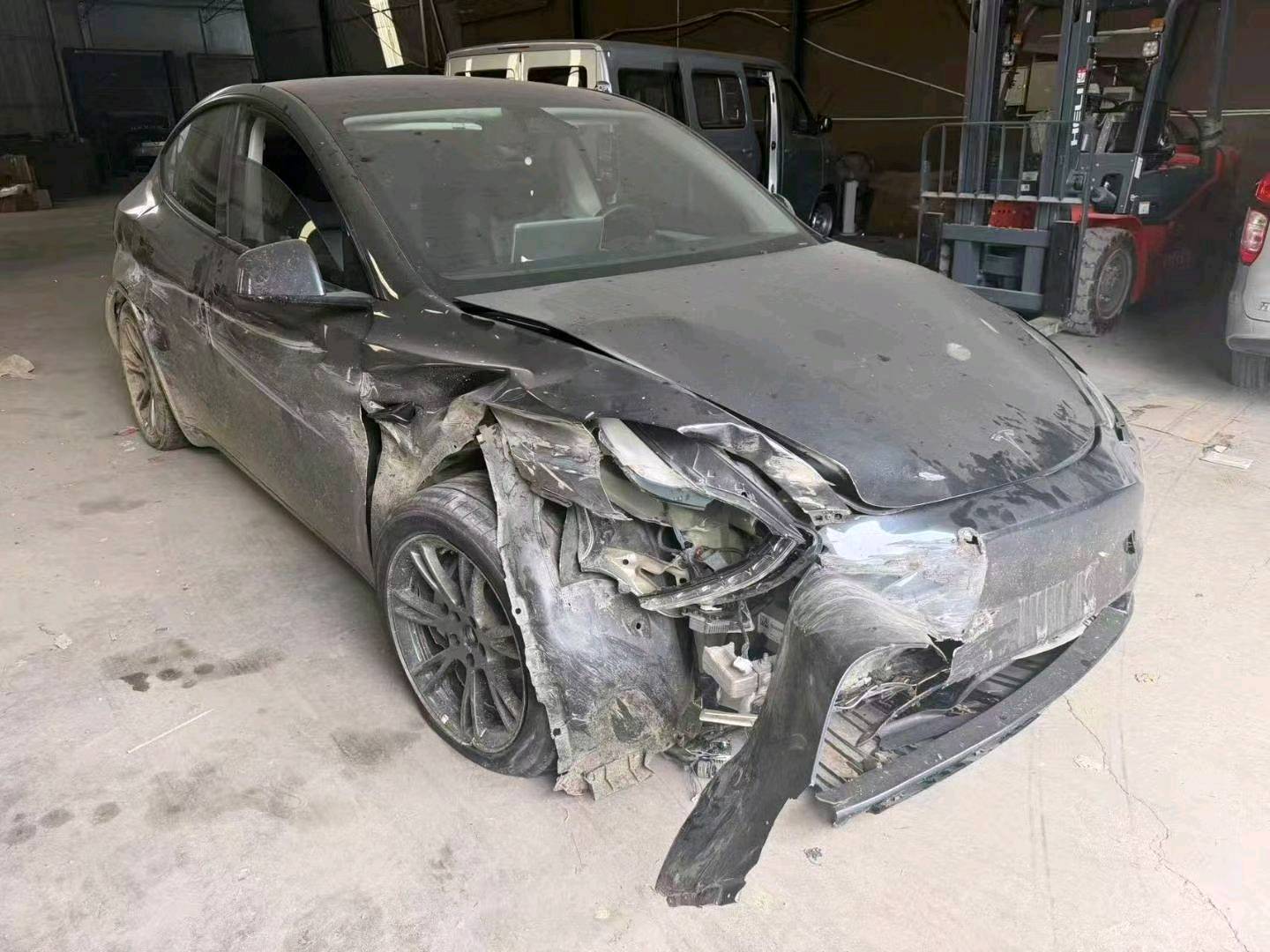 杭州市24年特斯拉MODEL Y4