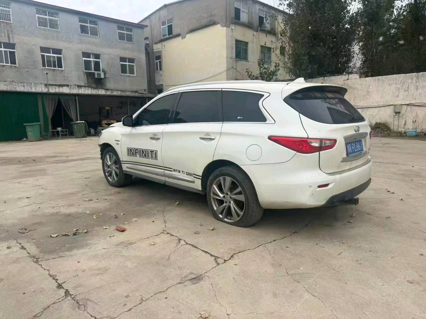 郑州市15年英菲尼迪QX606