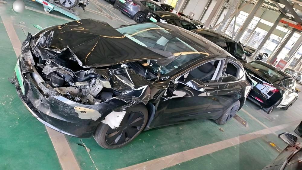 成都市25年特斯拉MODEL 32